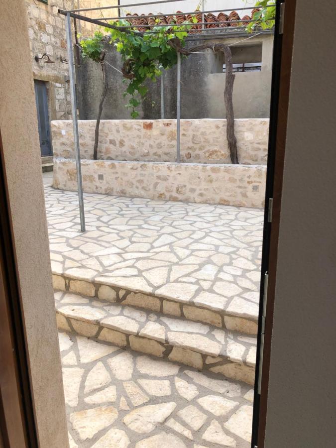 Old Town Apartment Tonka Hvar Town Esterno foto